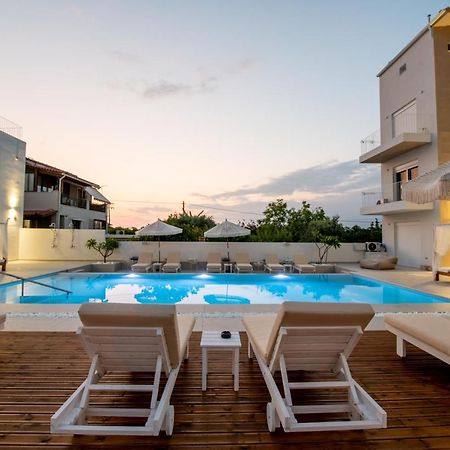 Ennea Suites-Null Suite Flámbouras Exteriér fotografie