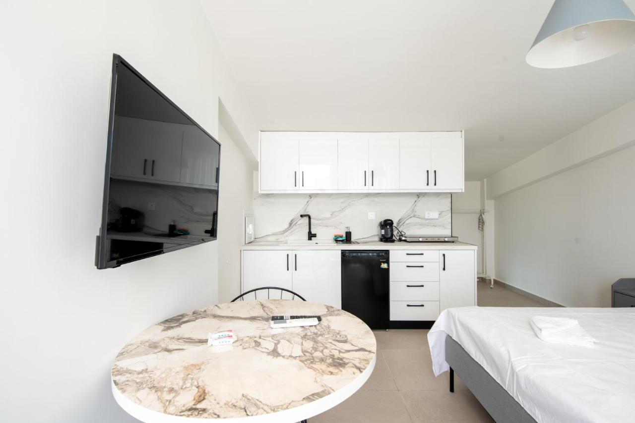 Ennea Suites-Null Suite Flámbouras Exteriér fotografie