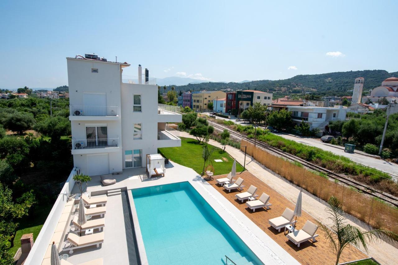 Ennea Suites-Null Suite Flámbouras Exteriér fotografie